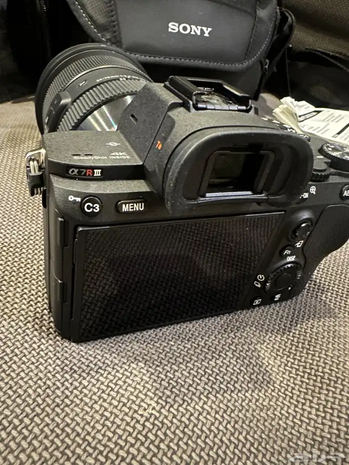كاميرا sony احترافيه الفا 7r III 2