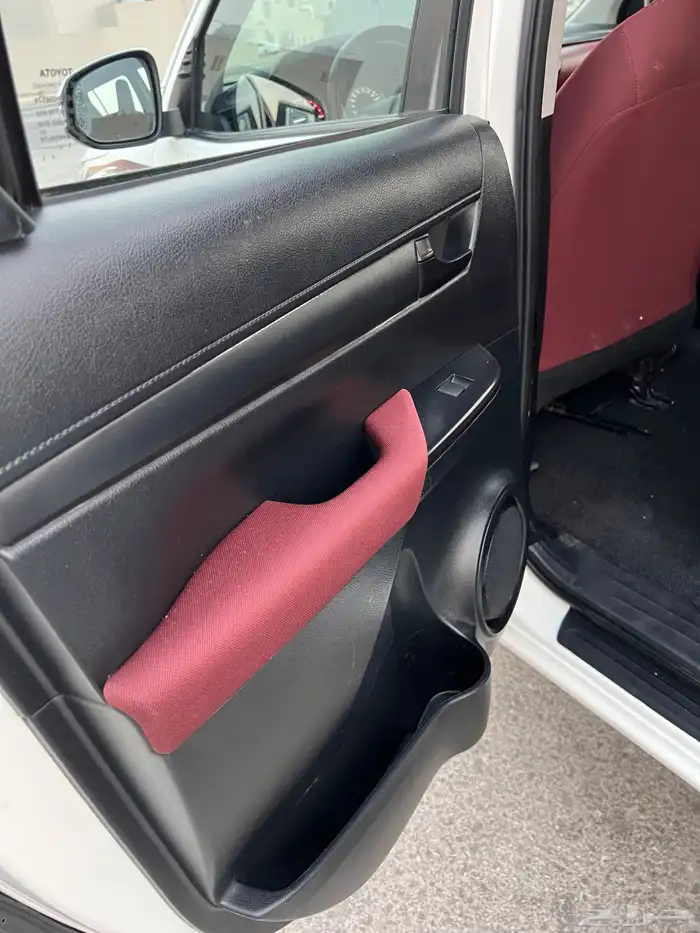 للبيع هايلكس مديل 2024 ديزل 13