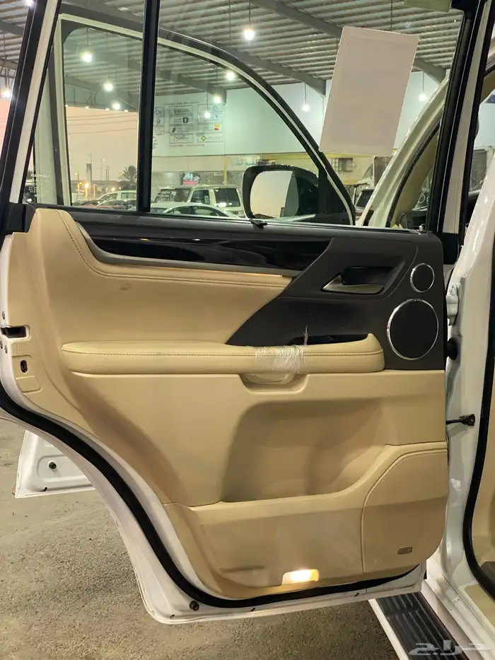 لكزس 2018 سعودي شرط 16