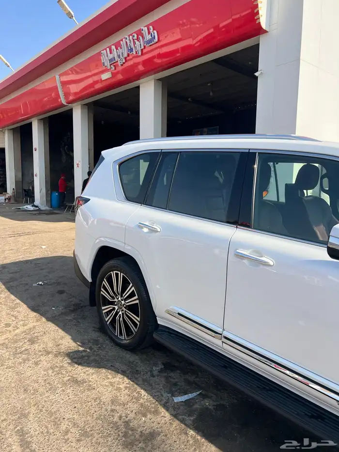 جيب لكزس 2024 بريمي فل كامل ممشاه 40 الف علية حماية كاملة 3