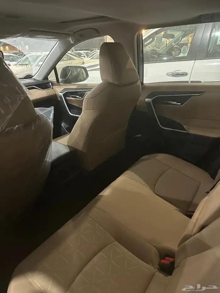 راف فور XLE 2.0 فتحه بصمه دبل اللون رمادي جمرك 2024 10