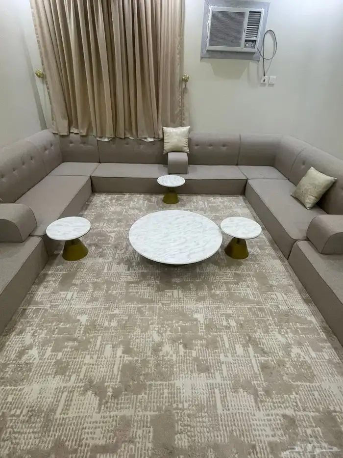 كنب ارضي   طاولات   ستارة 1