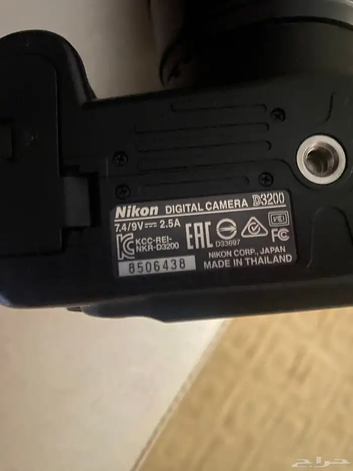 كاميره نيكوون 2