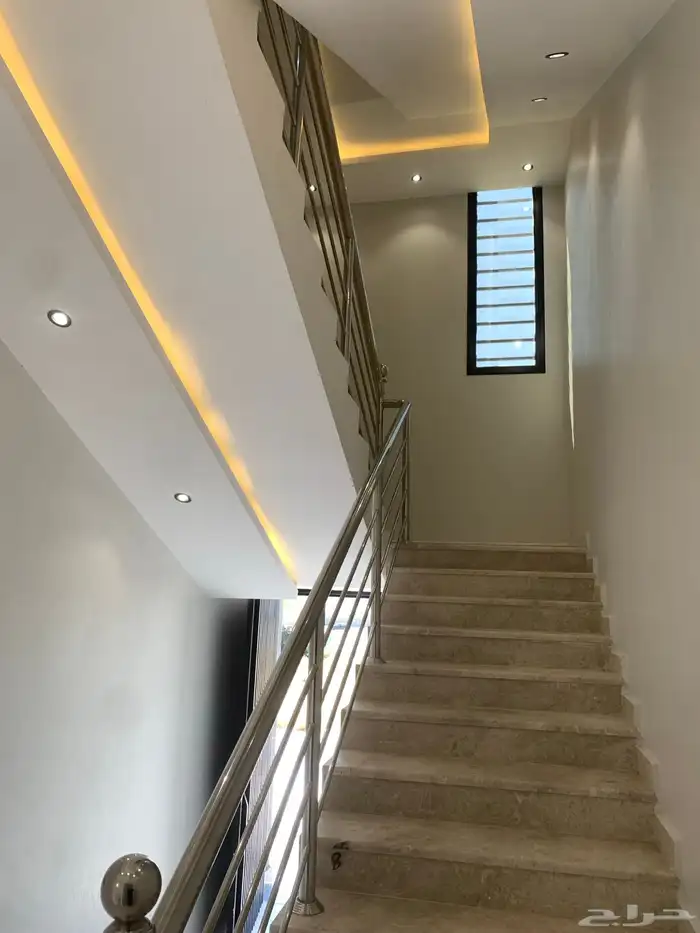 للبيع روف علوي مع ملحق با الخميس موقع مميز جدا من 650 الف 8