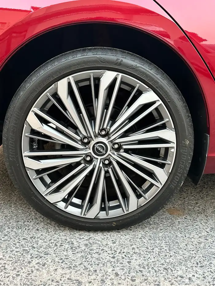 نيسان التيما 7