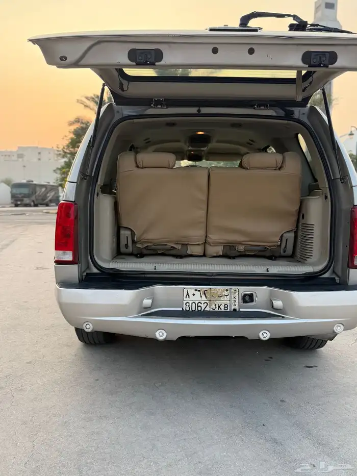 كاديلاك اسكاليد 2005 قمه النضافه 21