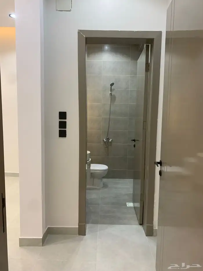 للبيع روف علوي مع ملحق با الخميس موقع مميز جدا من 650 الف 18