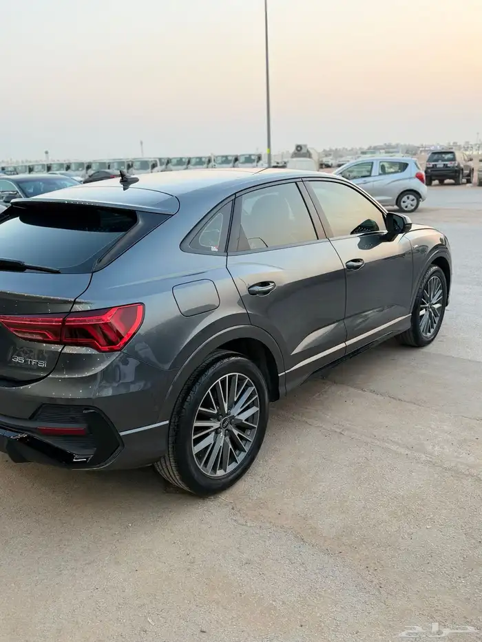 اودي 2023 Q3 - سبورت باك S-Line فل كامل 4