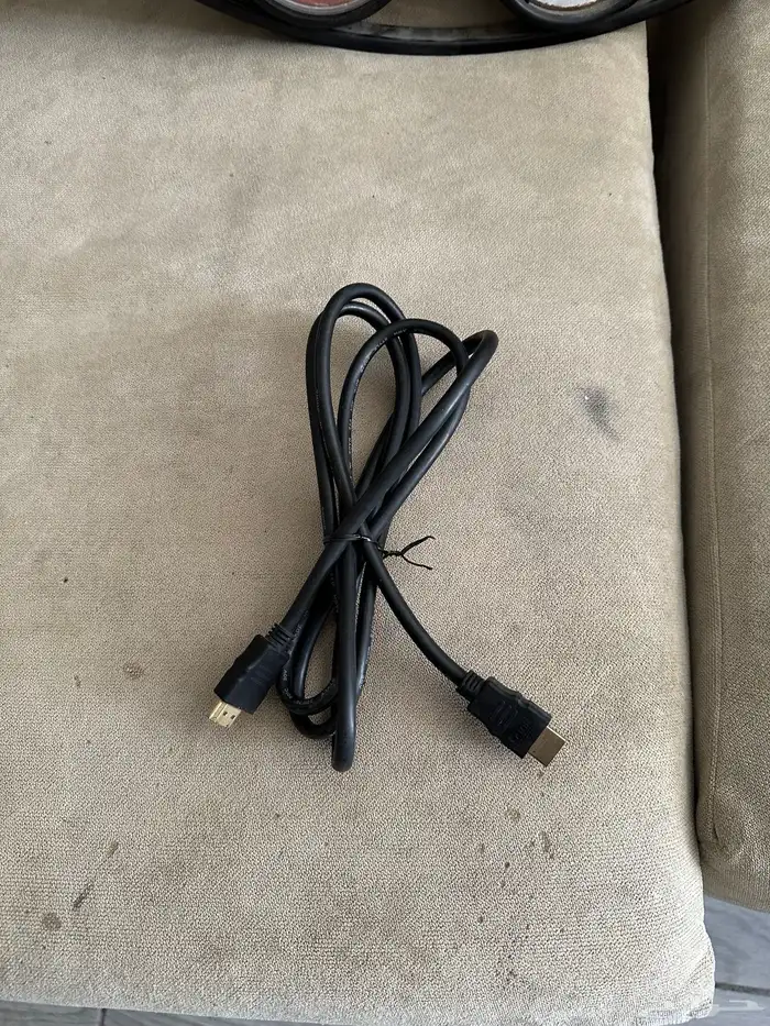 توصيلا وشواحن واسلاك 1