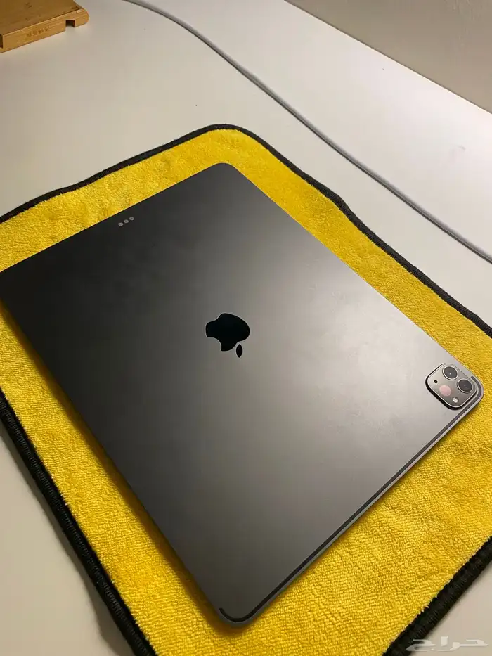 ايباد برو 12.9 انش وسعه 1 تيرابايت 11