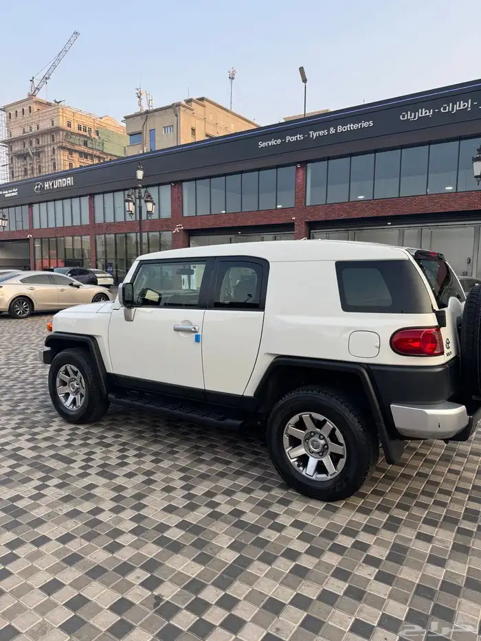 اف جي 2023 ابيض سعودي بودي وكاله ممشى قليل 0