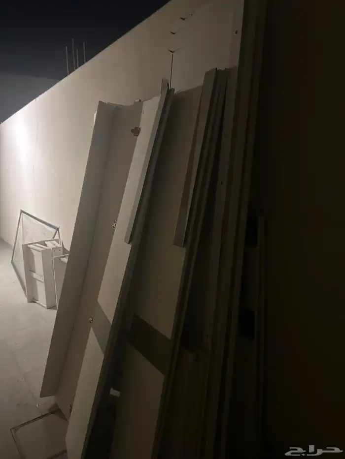 دولاب مفكك جاهز لتحميل 0