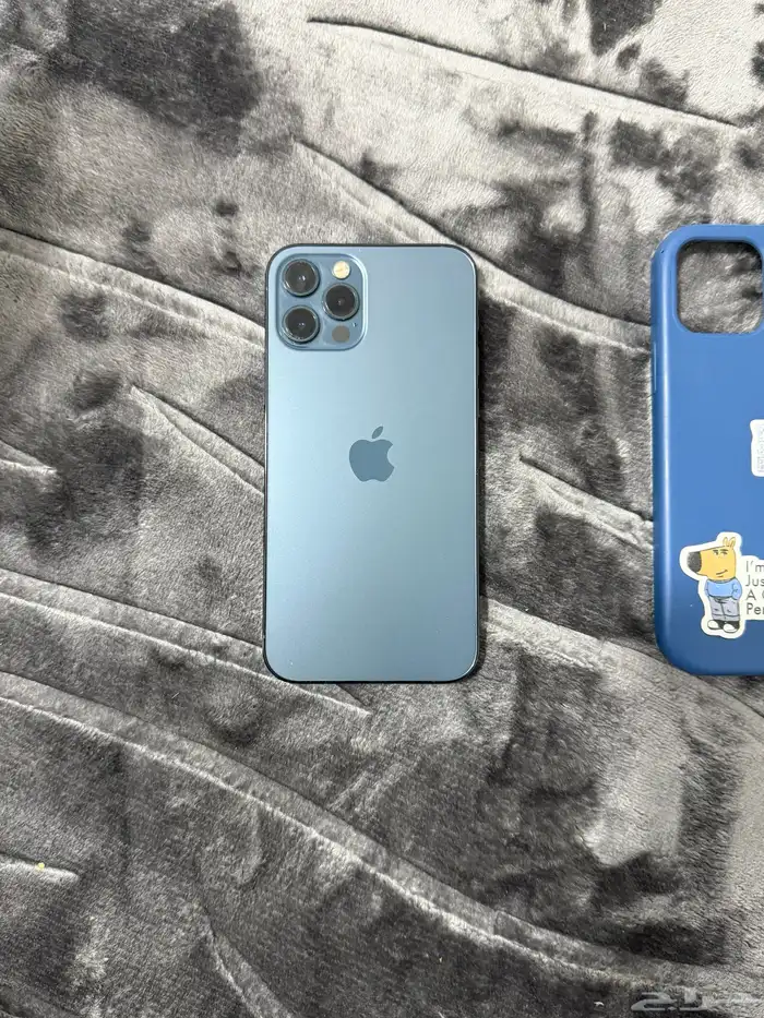 ايفون 12 برو 1