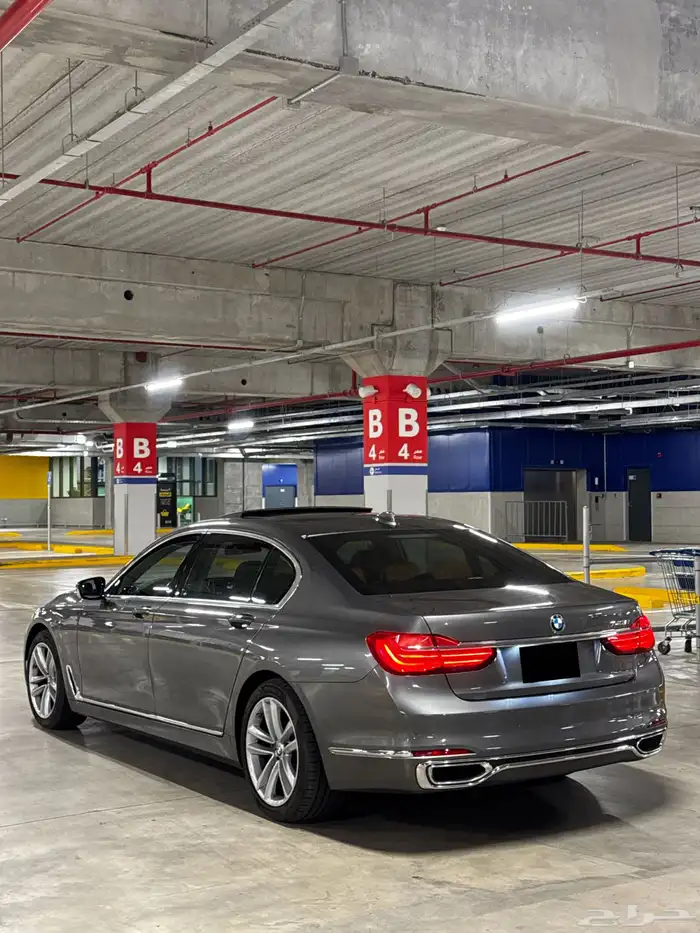 بي ام 740 2019 6