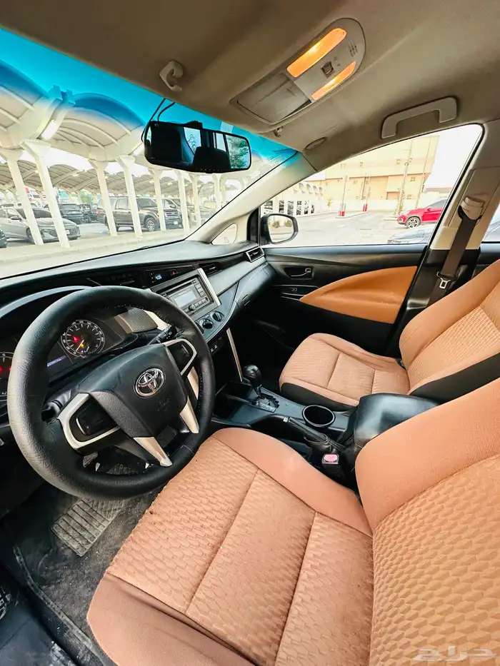 للبيع تويوتا انوفا 2016 ( 7 مقاعد) السعر 44 ألف 12