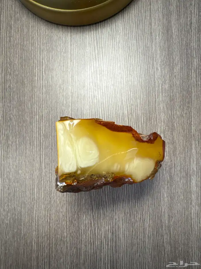 حجر خام كهرمان بولندي 1