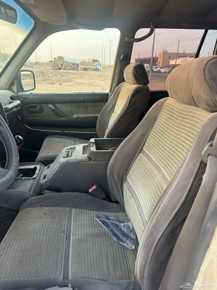 لاندكروزر للبيع 4