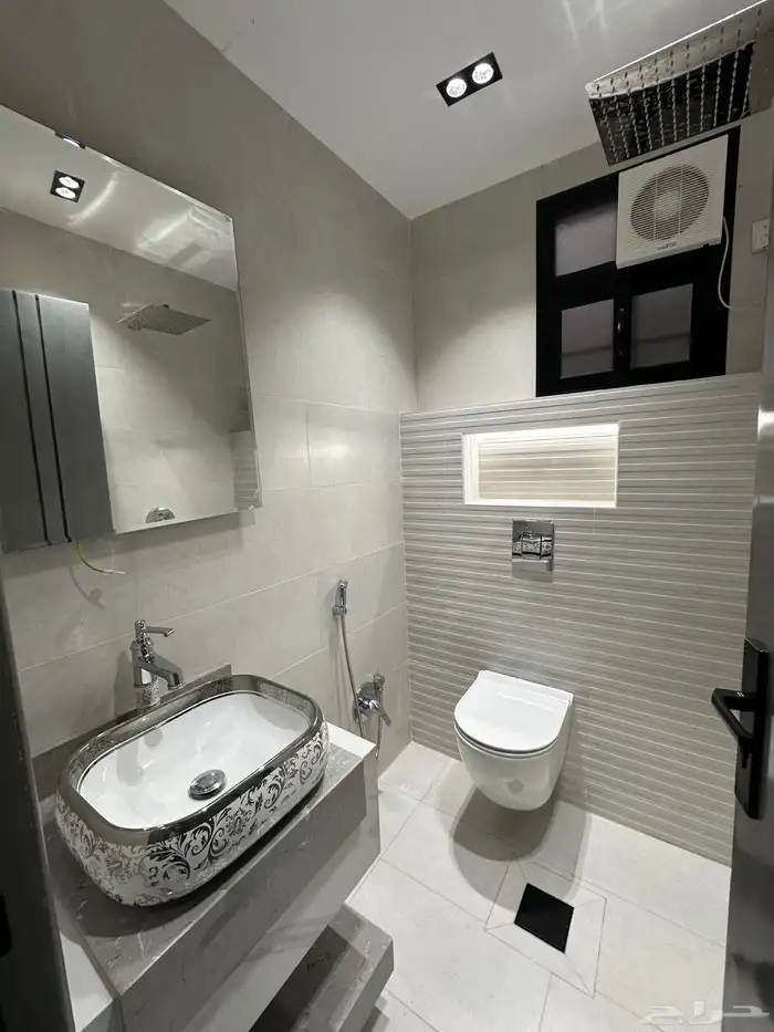 للبيع شقق ارضيه وعلويه تشطيب مودرن بحي المعارض تبدأمن520الف 22