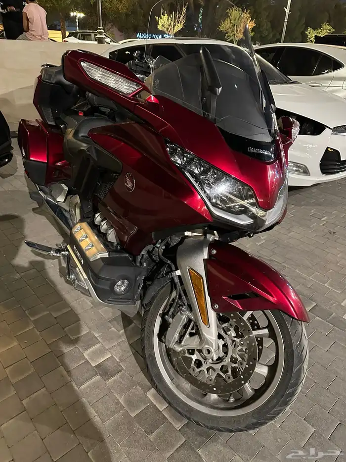 دباب هوندا قولد وينق 2018 DCT 2