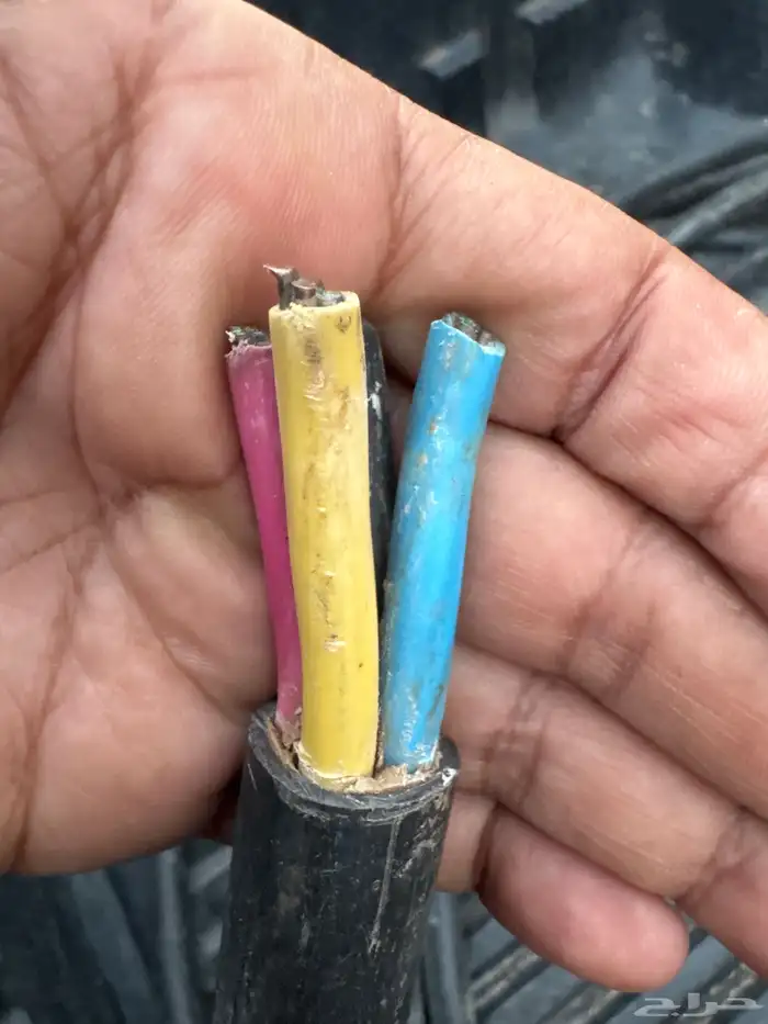 للبيع كيبل نحاس الرياض حجم 16 طوله 13ونص 0