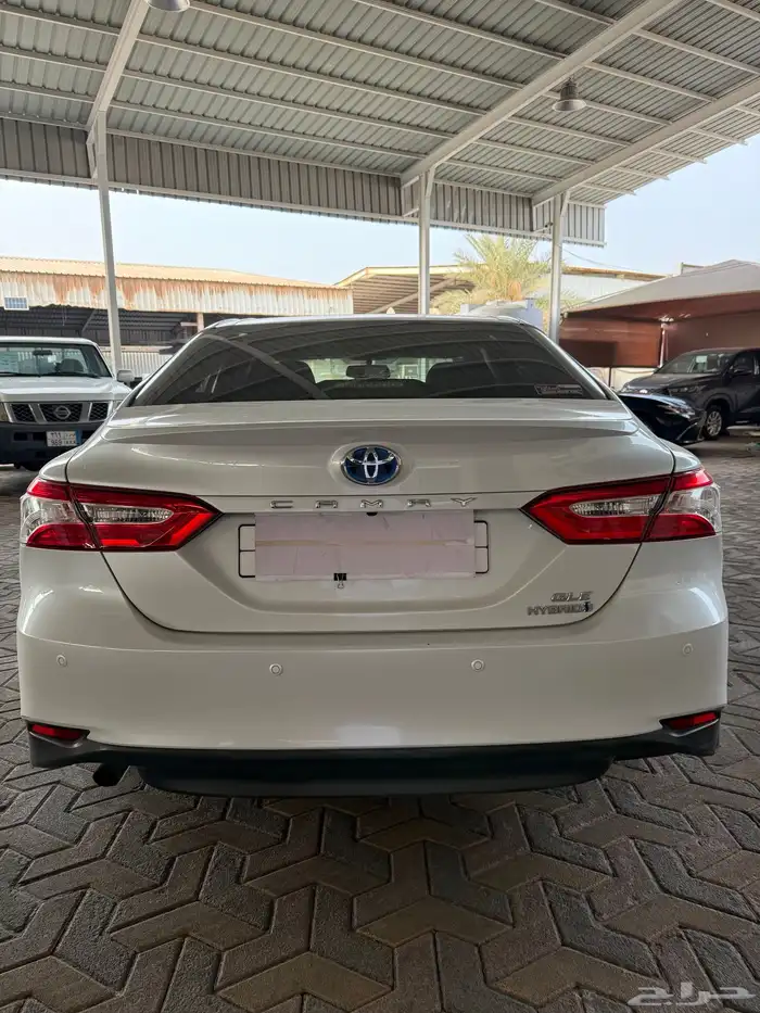 تويوتا كامري هايبرد GLEموديل 2019 9