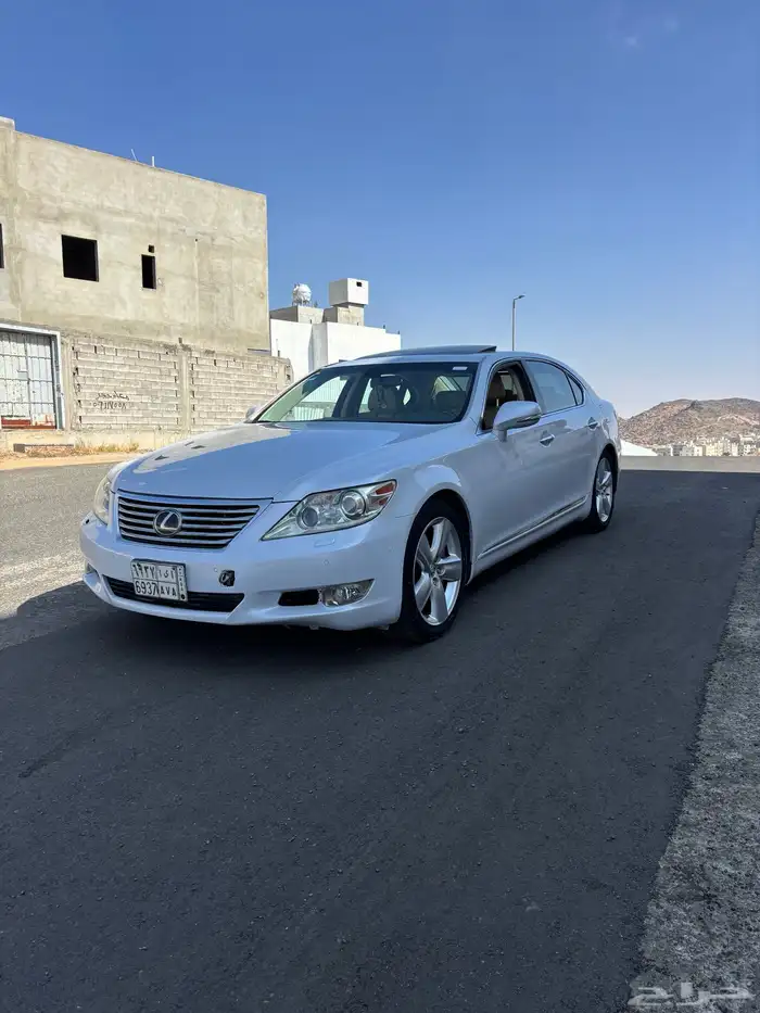 لكزس 460 L 0