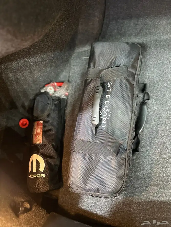 كرايزلر C300 اسود 2021 هيمي V8 5.7 معرض(الرشيدي) 29