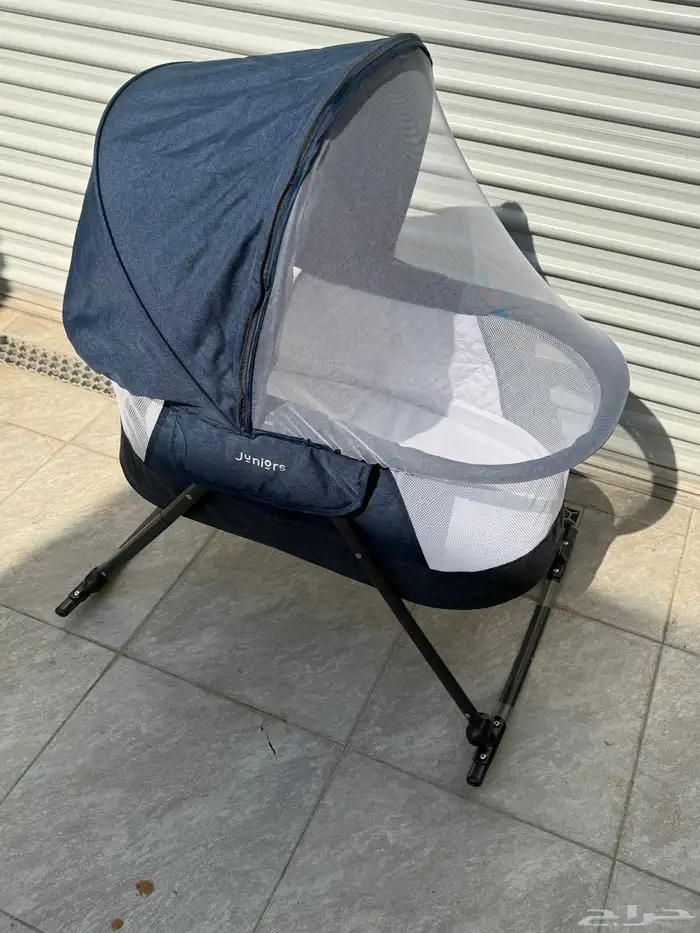 سرير اطفال هزاز 0