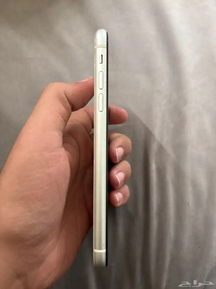 ايفون 11 للبيع 3