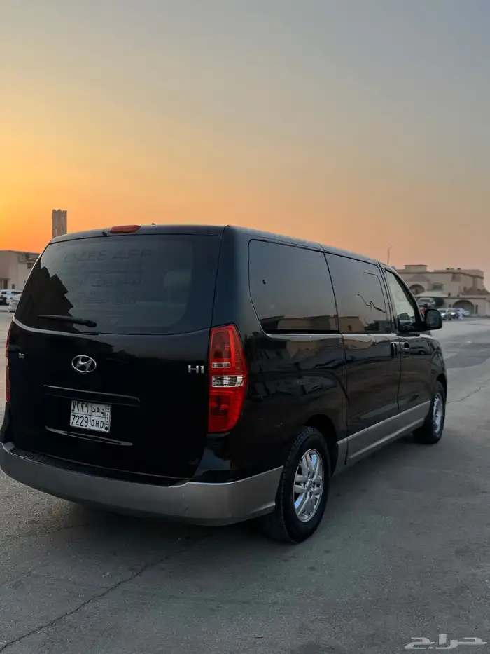 باص هونداي H1 بنزين 2021 5