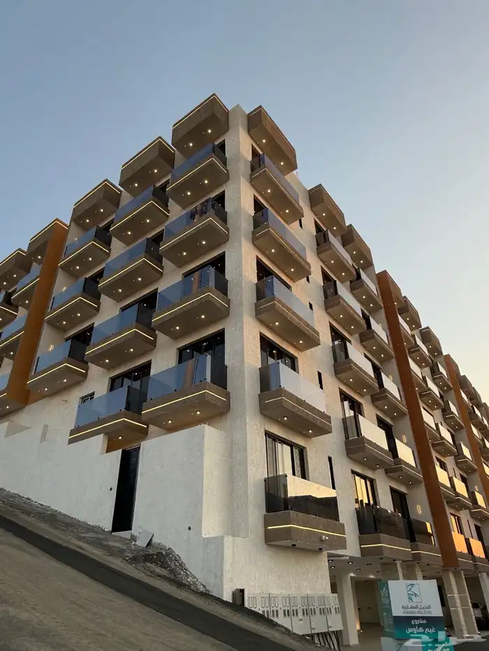 للبيع شقق علويه ببلكونه وإطلاله رائعه ف ابها خلف المستشفى 2