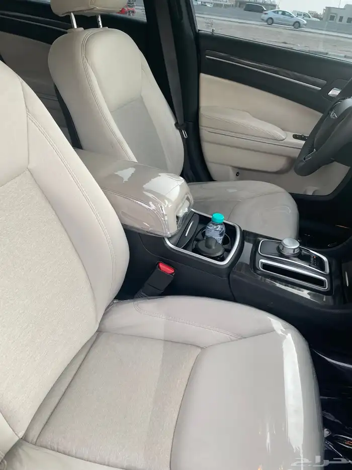 كرايزلر بنوارما 6 سلندر ممشى 106 الف ك 2021 للبيع او البدل 11