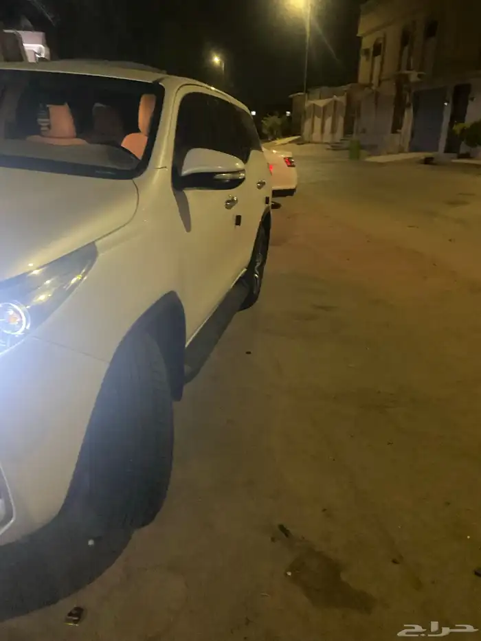 فورتشنر 2017نظيف من وكالته 4سلندر GXنظيففف 9