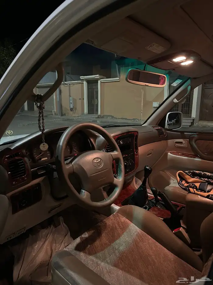 لاندكروزر جي اكس ار 2001 4