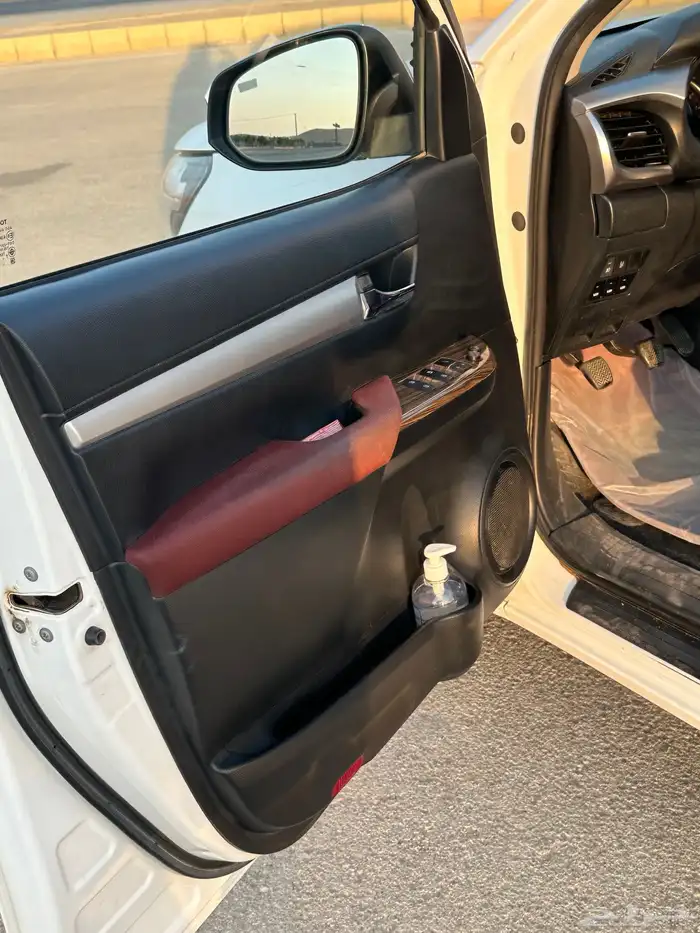 هايلوكس 2017 غمارتين بالمجمعه 12