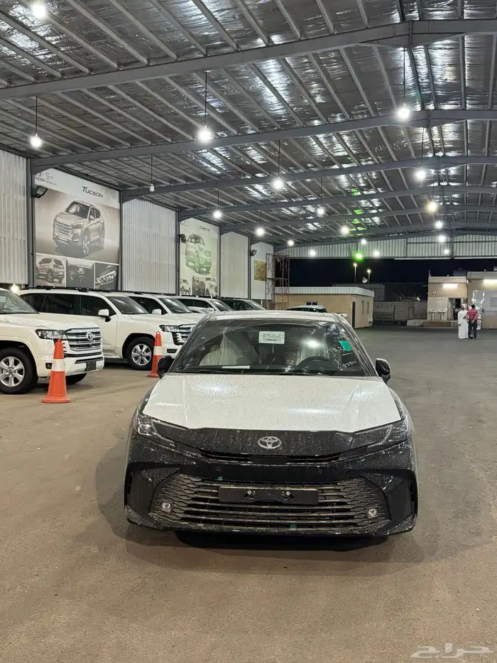 كامري 2025 LE بنزين اسود اقل سعر 1