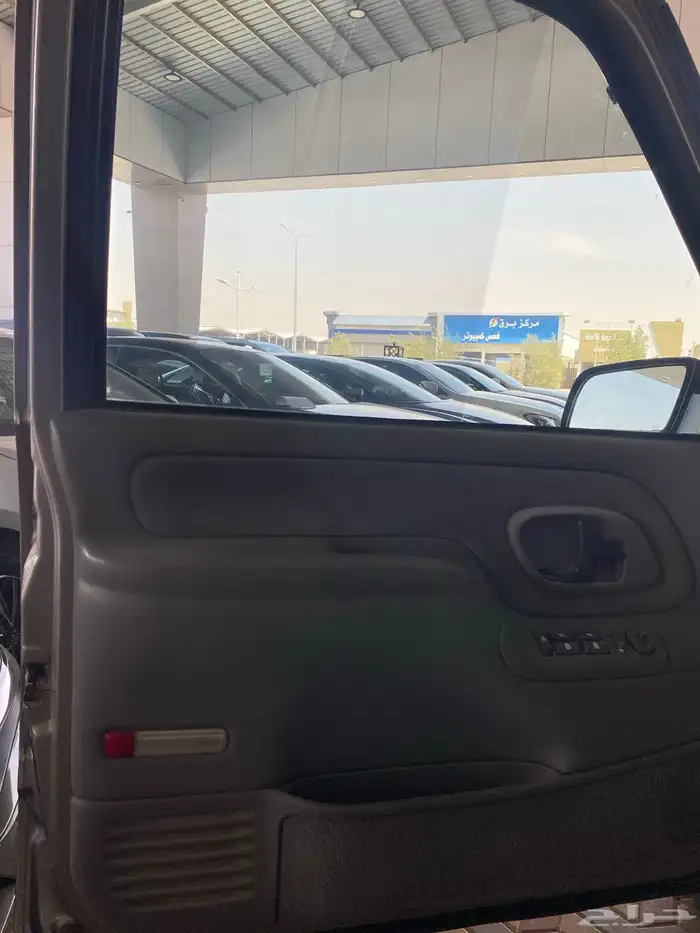 جي ام سي يوكن 1999 العدد 183 الف 3