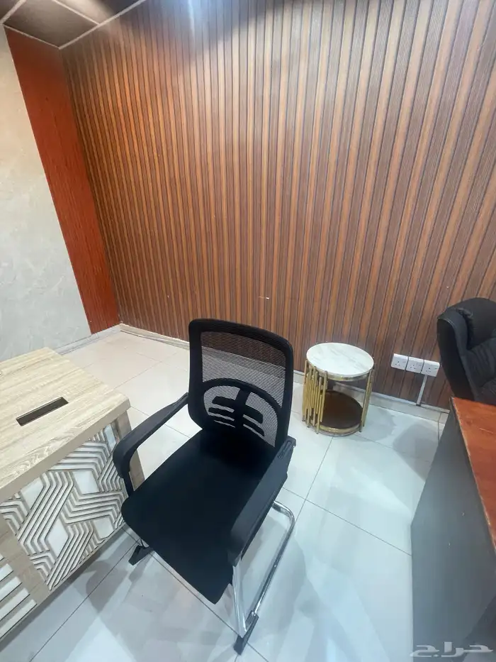 مكتب كامل مكمل للبيع 1