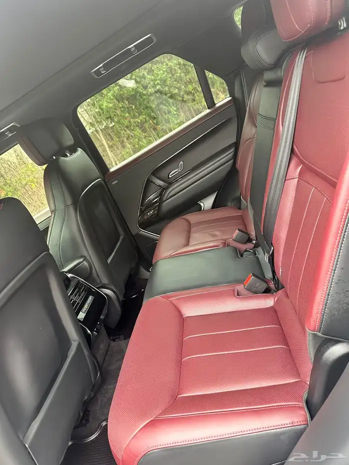 للبيع رانج روفر سبورت موديل 2025 فل موصفات وارد كندا 9