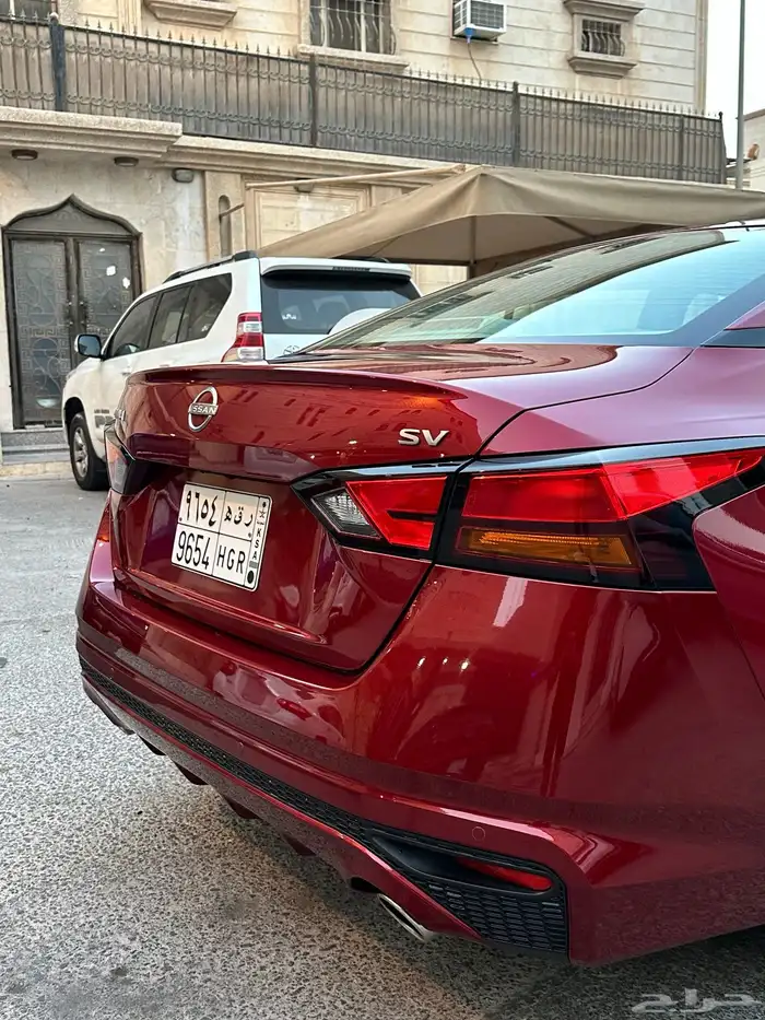 نيسان التيما 6