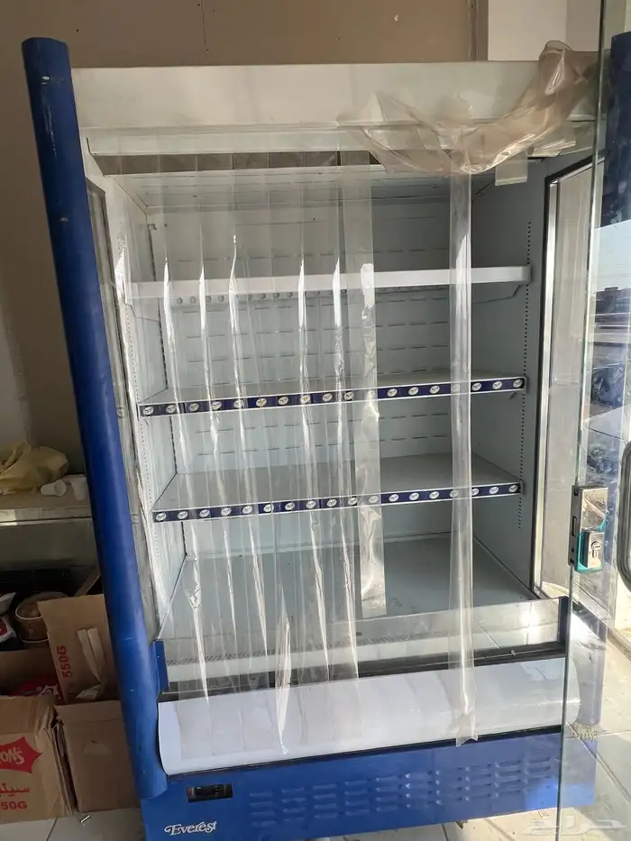 ثلاجة عرض مكشوفه متر و20 نظيفة جدا 0