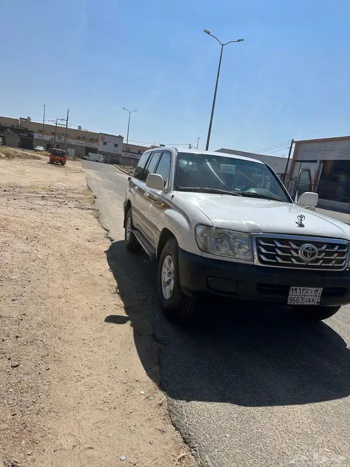 لاندكروزر 99 فل كامل دفلك فتحة ثلاجة موتر طيب للمستخدم 11