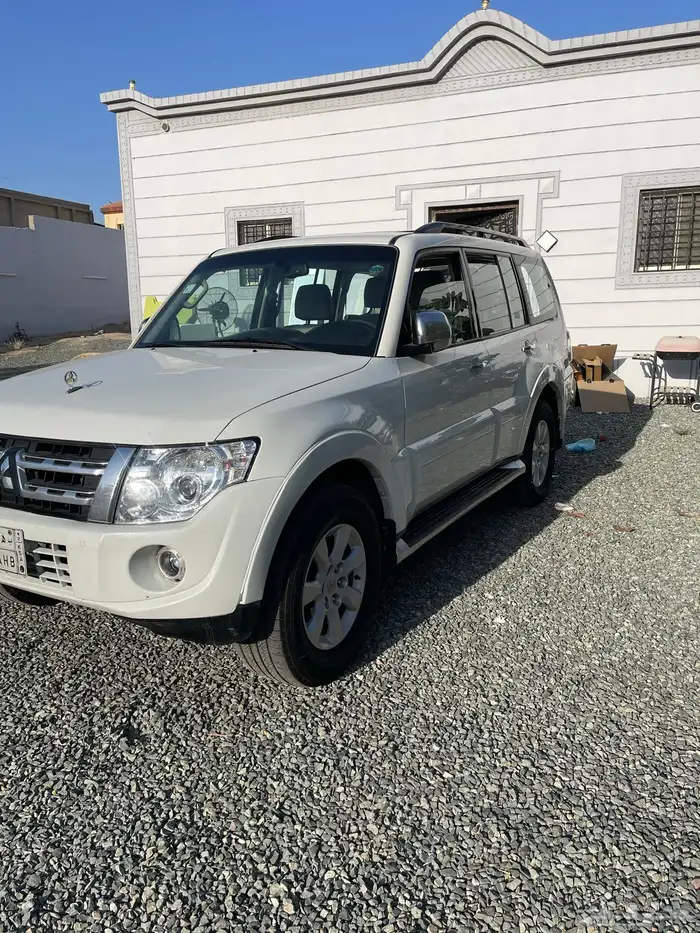 باجيرو 2012 فل كامل 3.5 13