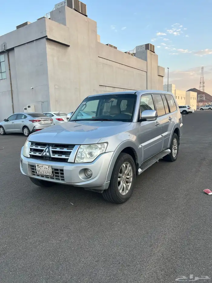 باجيرو 2014 نظيف 0