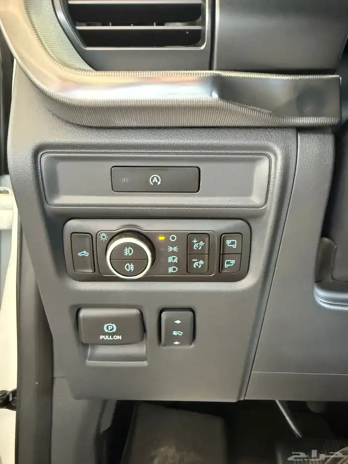 فورد F150 غمارتين بلاتينيوم فل موديل 2025 32