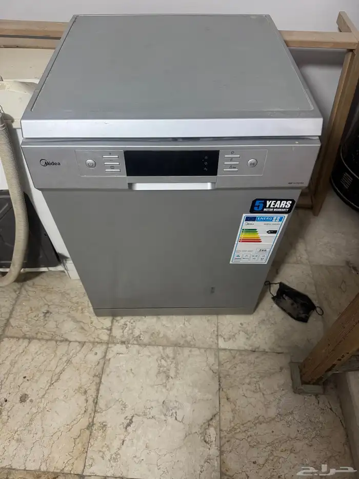 للبيع غساله صحون شبه جديده 2