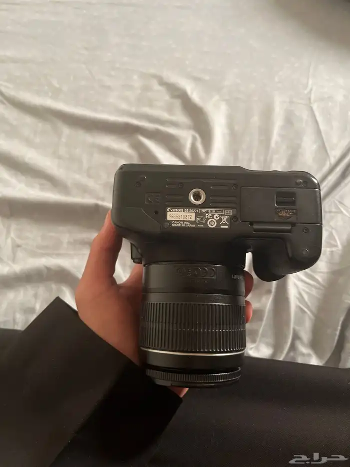 كاميرا من كانون EOS550D مستعمل مع جميع ملحقاته 5