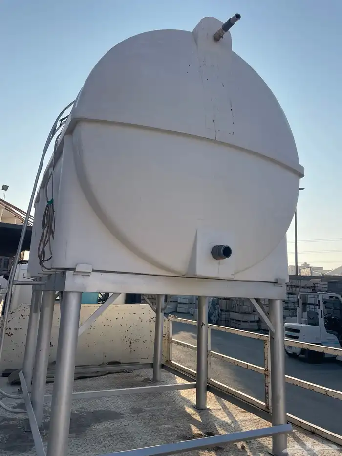 خزان ماء (المالكي ) بلاستيك 5000 ليتر للبيع 2