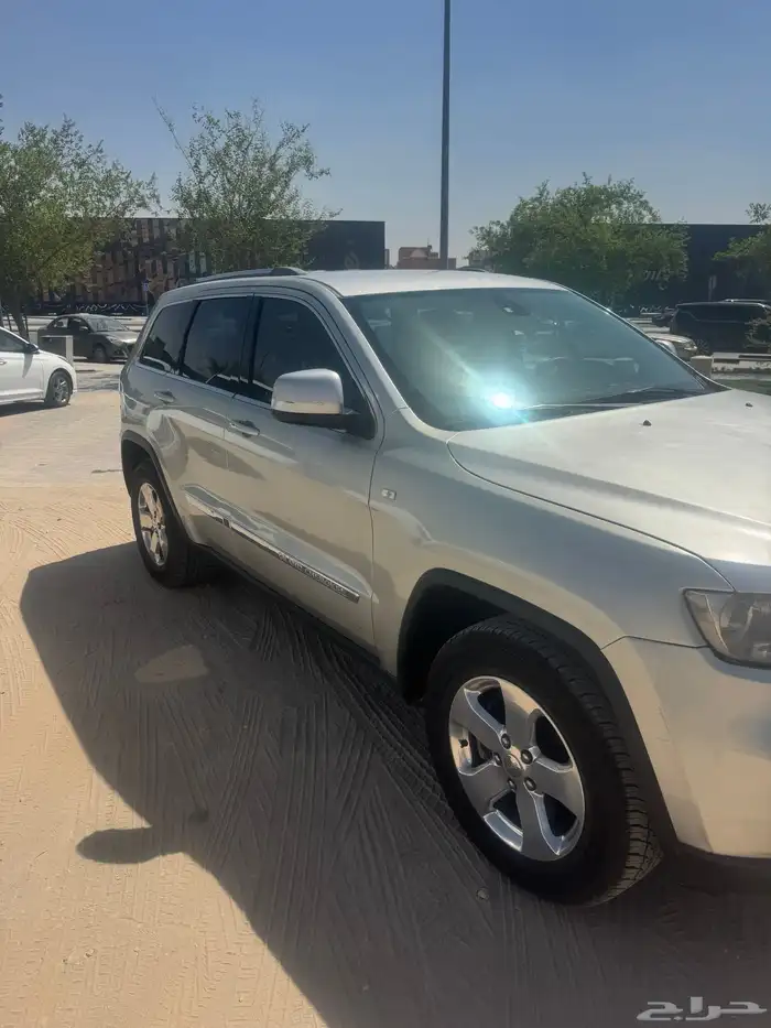 جراند شيروكي نظيف 2