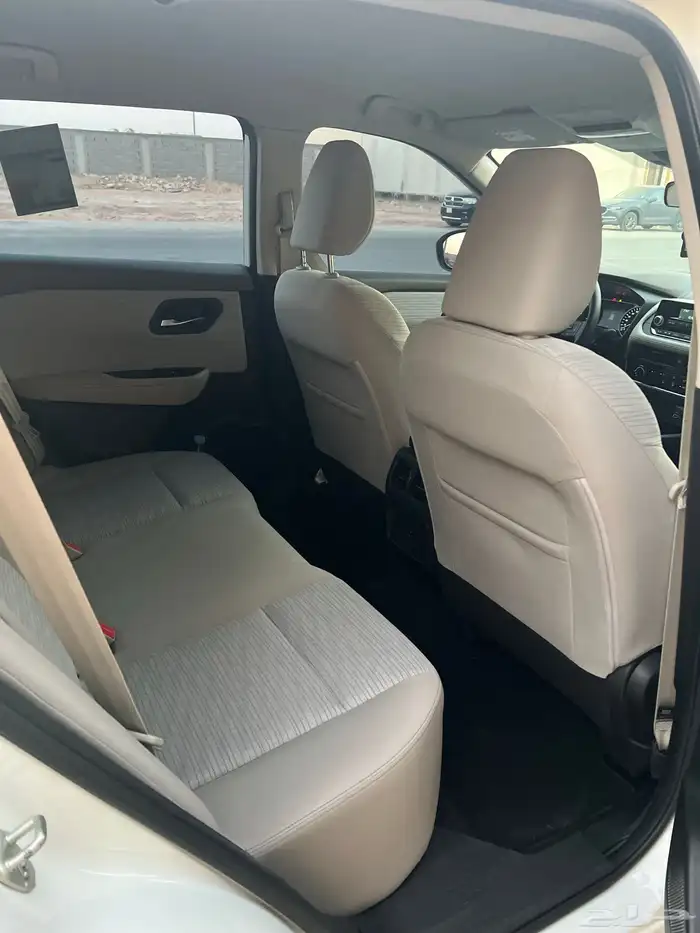 نيسان اكس تريل 2023 2